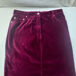 Newport News jeanology Velvet Burgundy Skirt